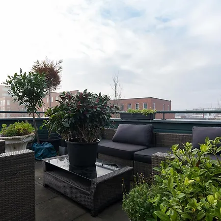 Waterfront Penthouse Nocleg ze śniadaniem