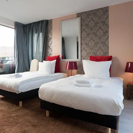 Waterfront Penthouse ベッド・アンド・ブレックファスト